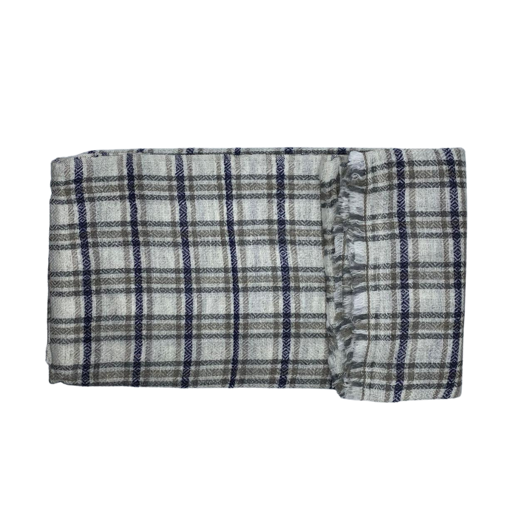 Pure Yak Wool Handwoven Scarf – Classic Grey Plaid Design
